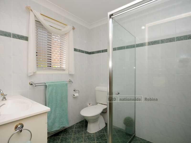 5 Kilmarnock Close, Highland Park QLD 4211