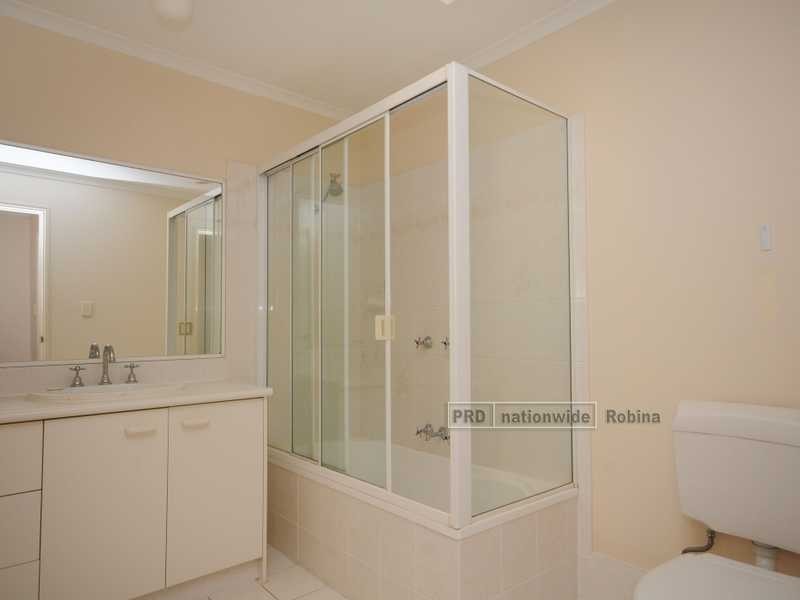 Unit 15/18 Bottlewood Court, Burleigh Waters QLD 4220