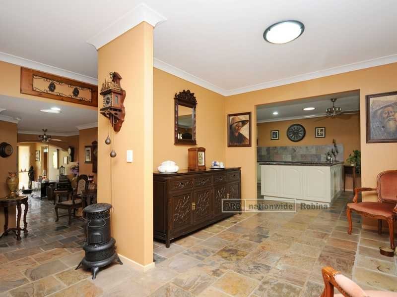 23 Wiltshire Drive, Mudgeeraba QLD 4213