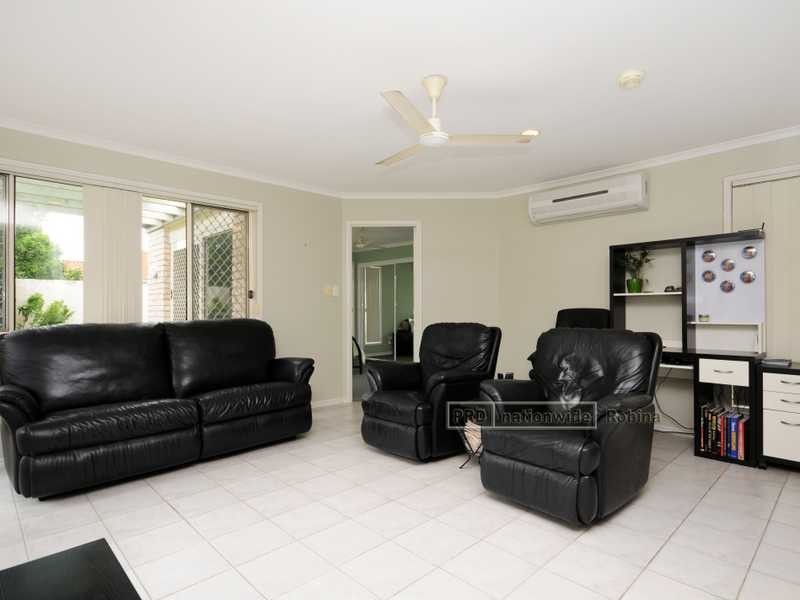 6 Coral Tree Court, Robina QLD 4226