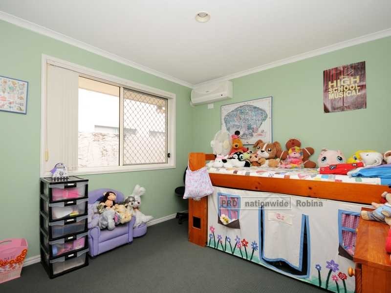 6 Coral Tree Court, Robina QLD 4226