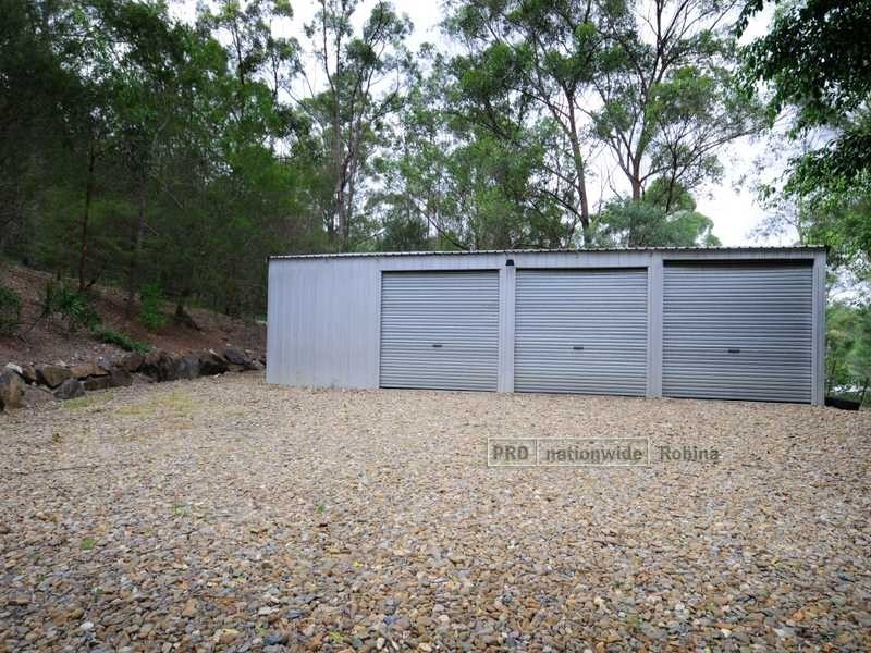96 Bonogin Rd, Bonogin QLD 4213
