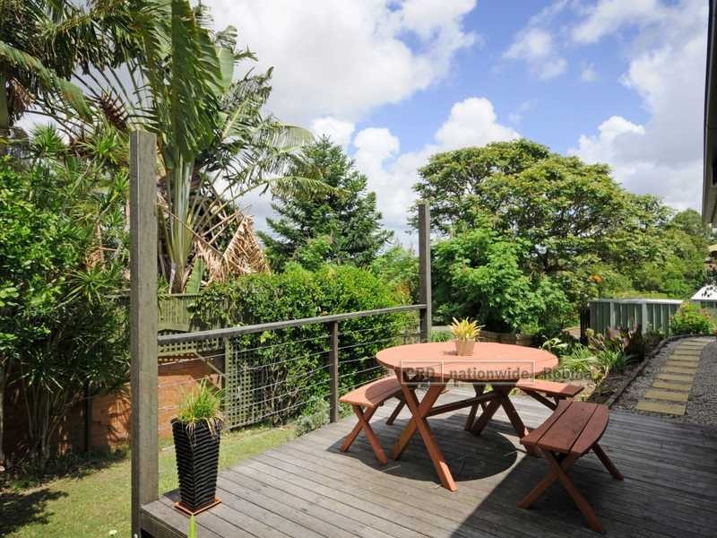 42 Summit Crescent, Carrara QLD 4211