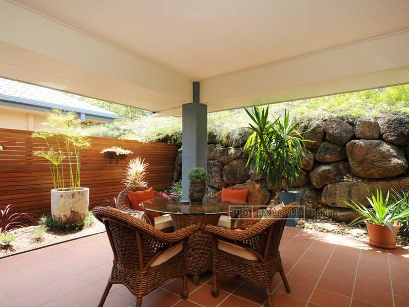 Unit 2/9 Kodiak Drive, Varsity Lakes QLD 4227