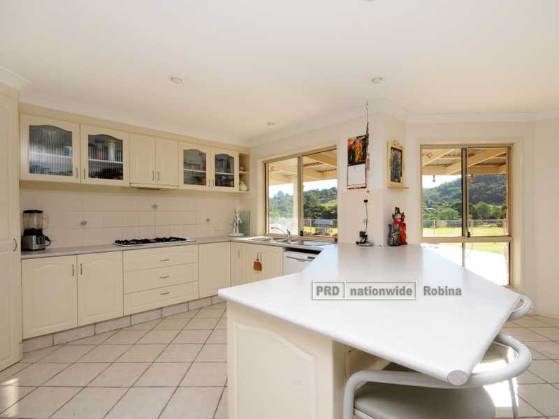 16 Sunnyside Lane, Willow Vale QLD 4209