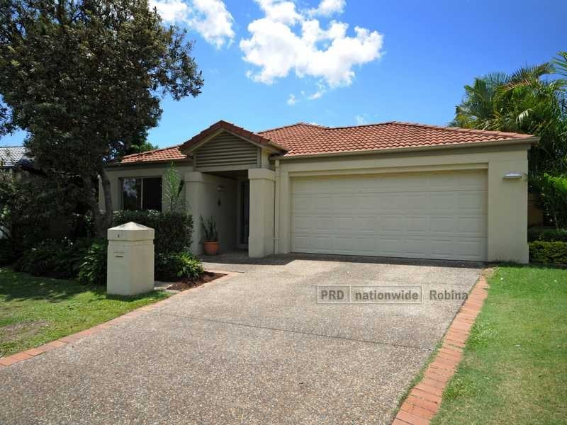 6 Concord Circuit, Robina QLD 4226