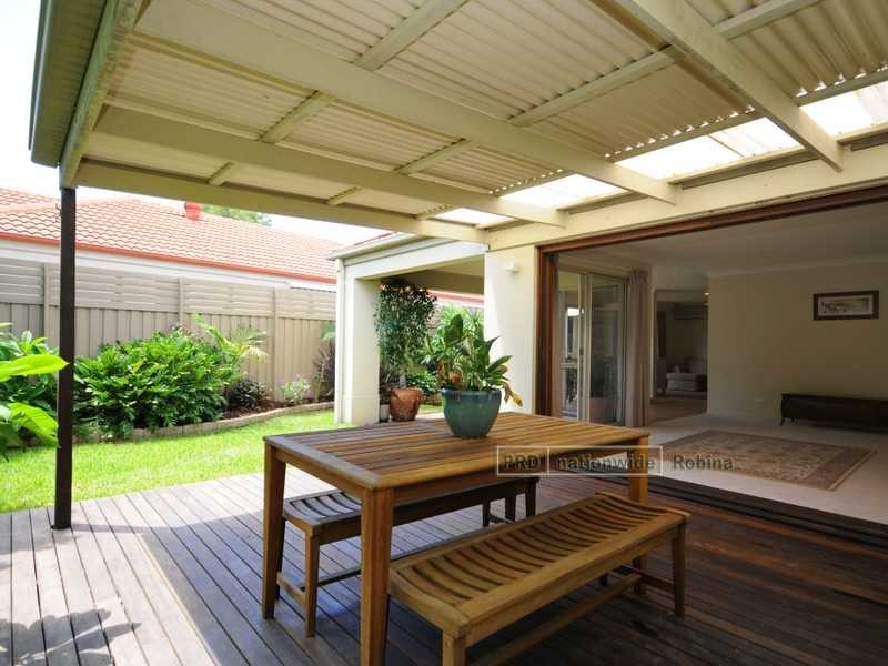 6 Concord Circuit, Robina QLD 4226