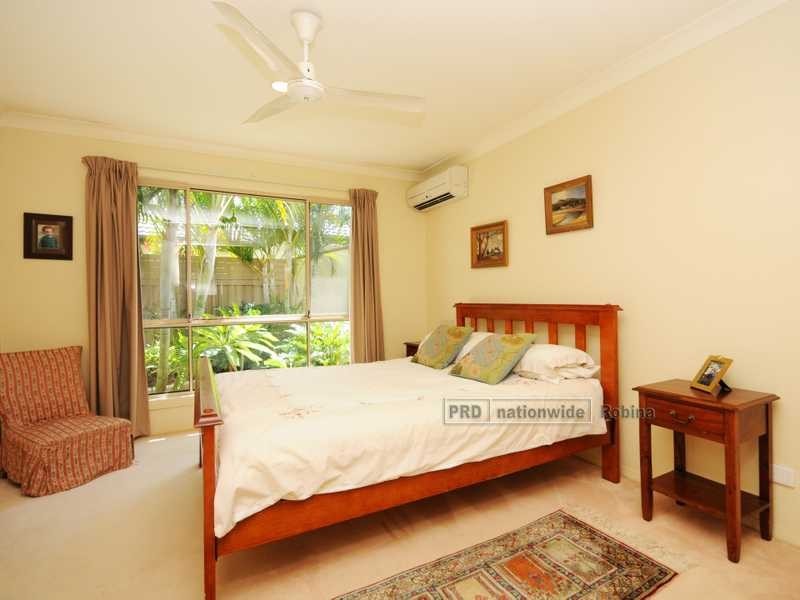 6 Concord Circuit, Robina QLD 4226