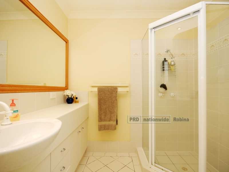 6 Concord Circuit, Robina QLD 4226