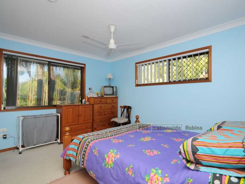 10 Hoffschildt Drive, Currumbin Waters QLD 4223