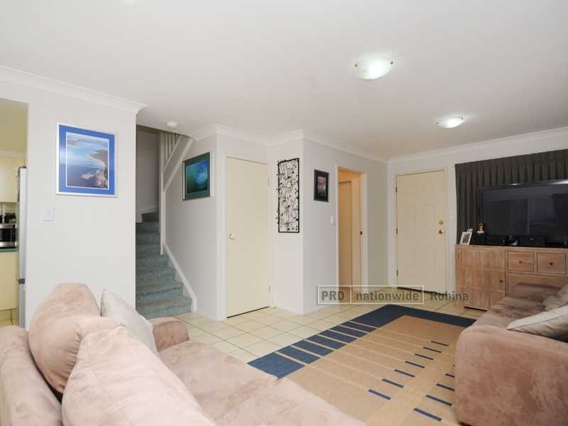 Unit 8/3 Red Ash Court, Merrimac QLD 4226