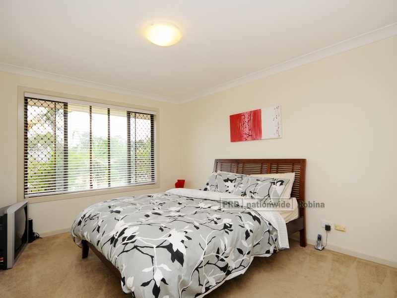 Unit 1/72 Treeview Drive, Burleigh Waters QLD 4220