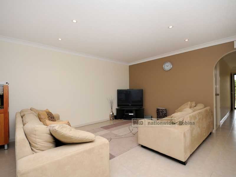 Unit 1/72 Treeview Drive, Burleigh Waters QLD 4220