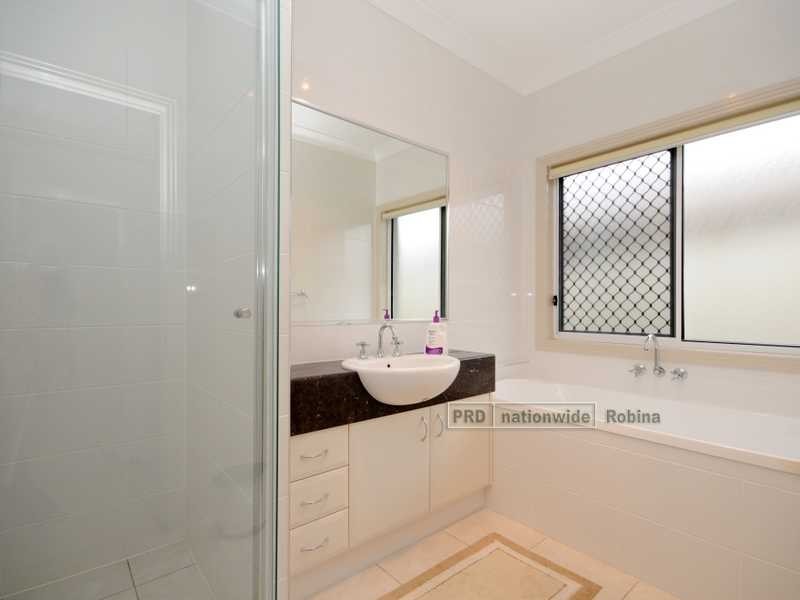 28 Cordyline Drive, Reedy Creek QLD 4227