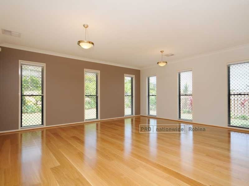 11 Hewson Court, Mudgeeraba QLD 4213