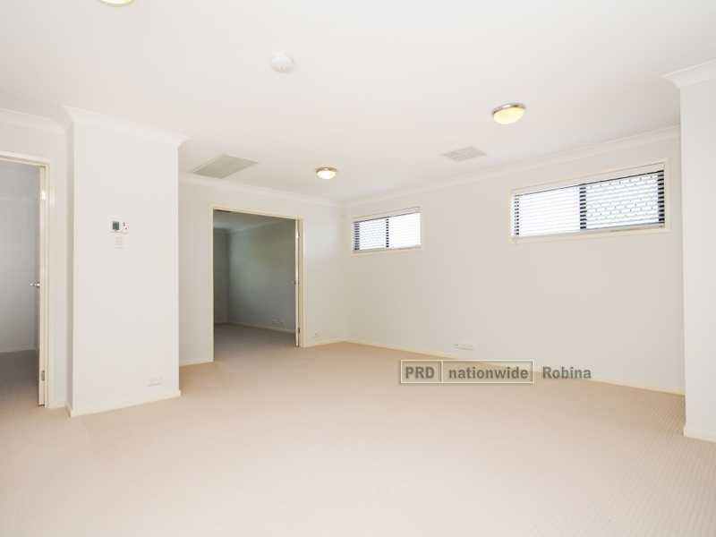 11 Hewson Court, Mudgeeraba QLD 4213