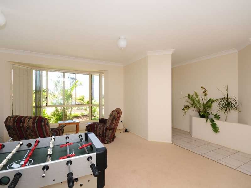 16 Highbridge Ri, Mudgeeraba QLD 4213