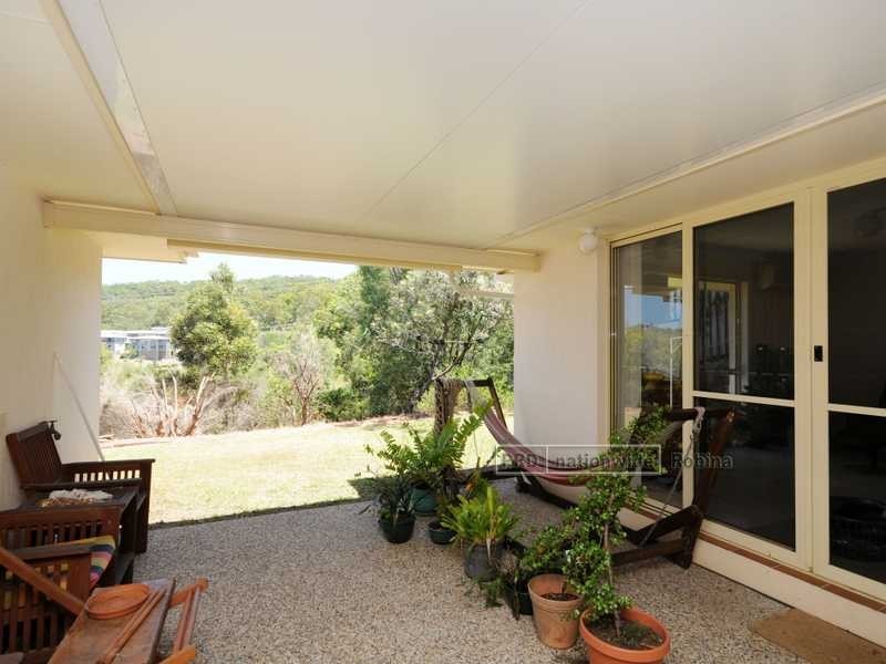 16 Highbridge Ri, Mudgeeraba QLD 4213