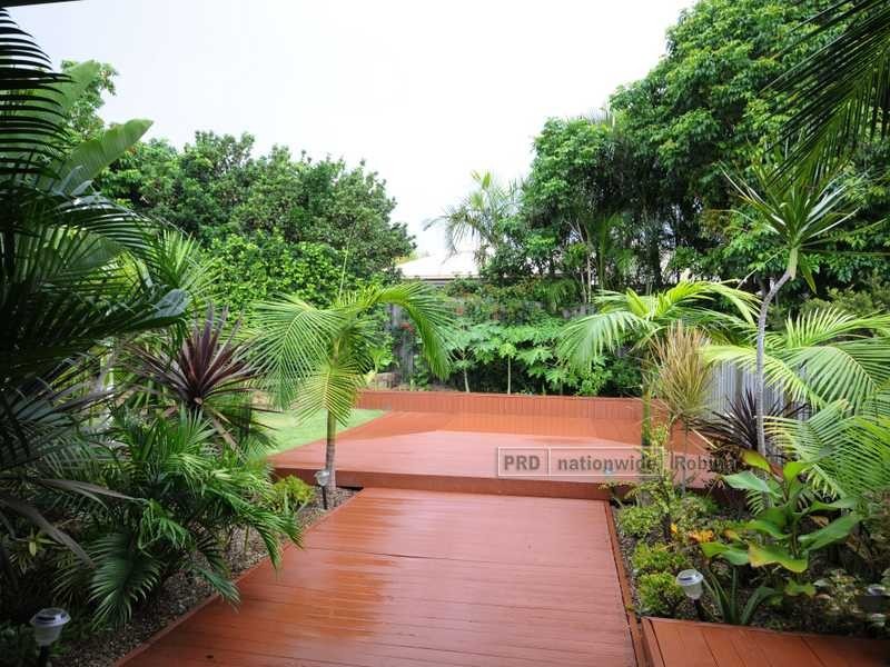 5 Torrey Place, Robina QLD 4226
