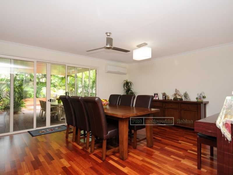 5 Torrey Place, Robina QLD 4226