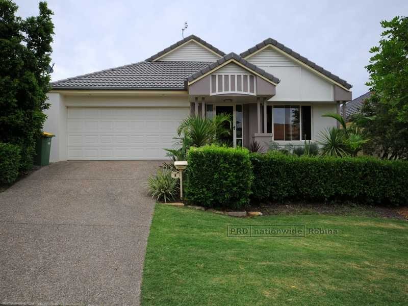 5 Torrey Place, Robina QLD 4226