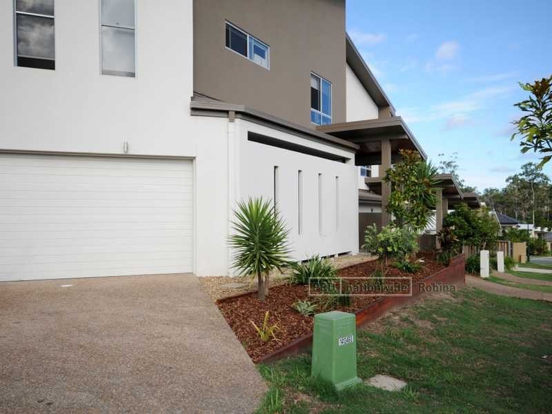 Unit 1/24 Campelles Avenue, Varsity Lakes QLD 4227
