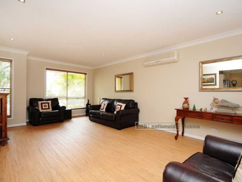 6 Wagner Street, Mudgeeraba QLD 4213