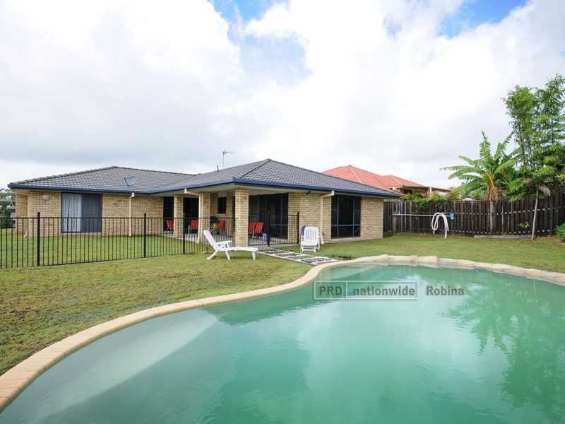 13 Whitely Cicuit, Maudsland QLD 4210