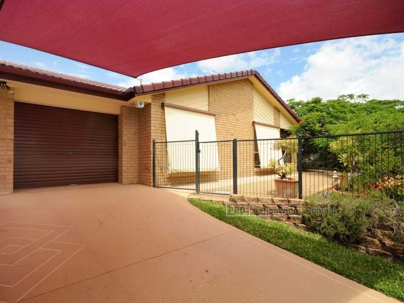 2 Wynnvale Place, Robina QLD 4226