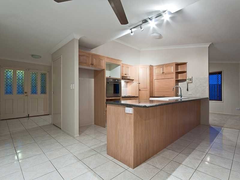 92 Camberwell Circuit, Robina QLD 4226
