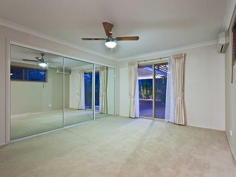 92 Camberwell Circuit, Robina QLD 4226