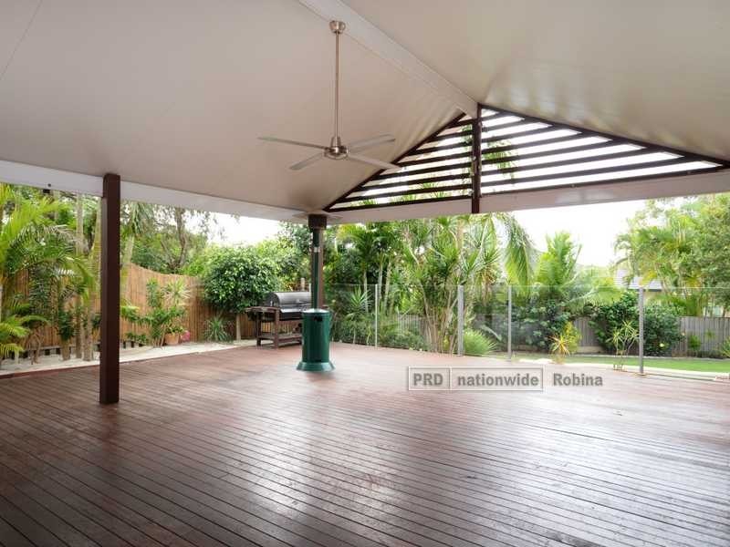 92 Camberwell Circuit, Robina QLD 4226