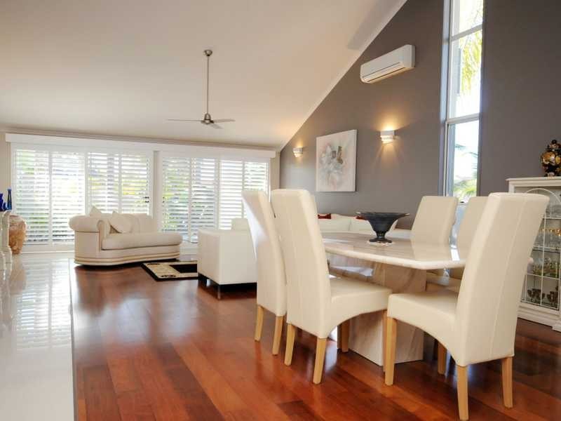 2 Salamander Court, Mermaid Waters QLD 4218