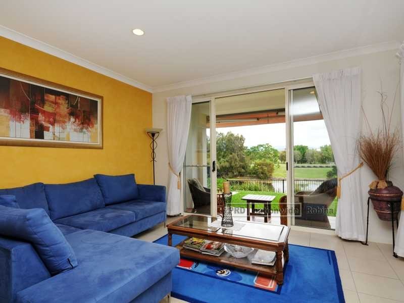 227 Easthill Drive, Robina QLD 4226