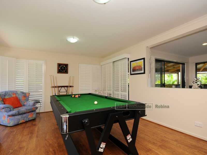 17 Observatory Drive, Reedy Creek QLD 4227