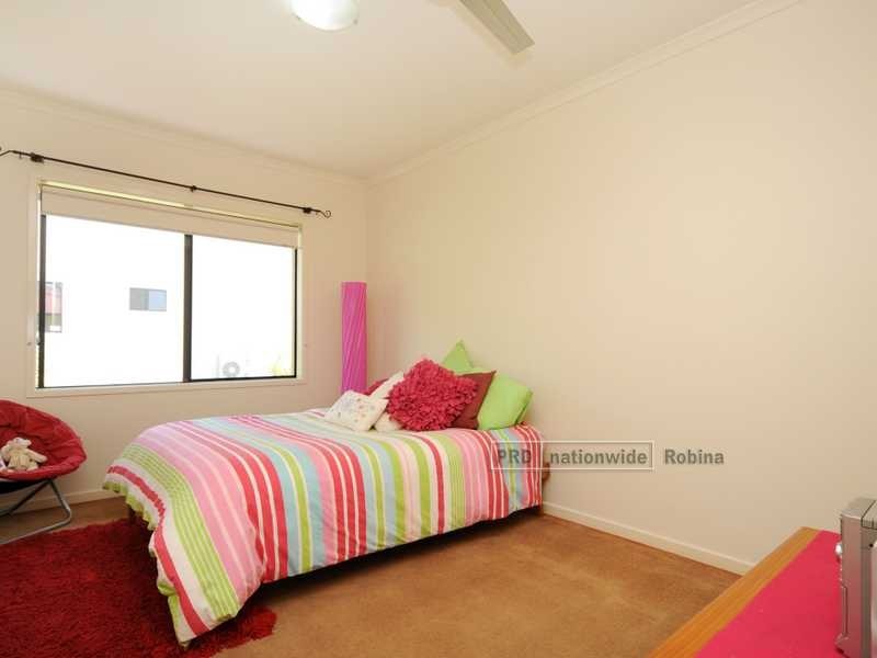 17 Observatory Drive, Reedy Creek QLD 4227