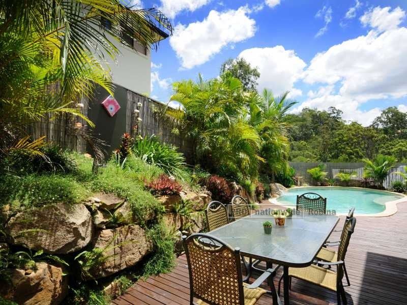 17 Observatory Drive, Reedy Creek QLD 4227