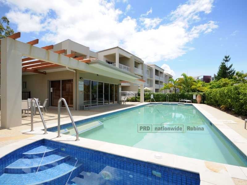 Unit 8/64 Riverwalk Avenue, Robina QLD 4226