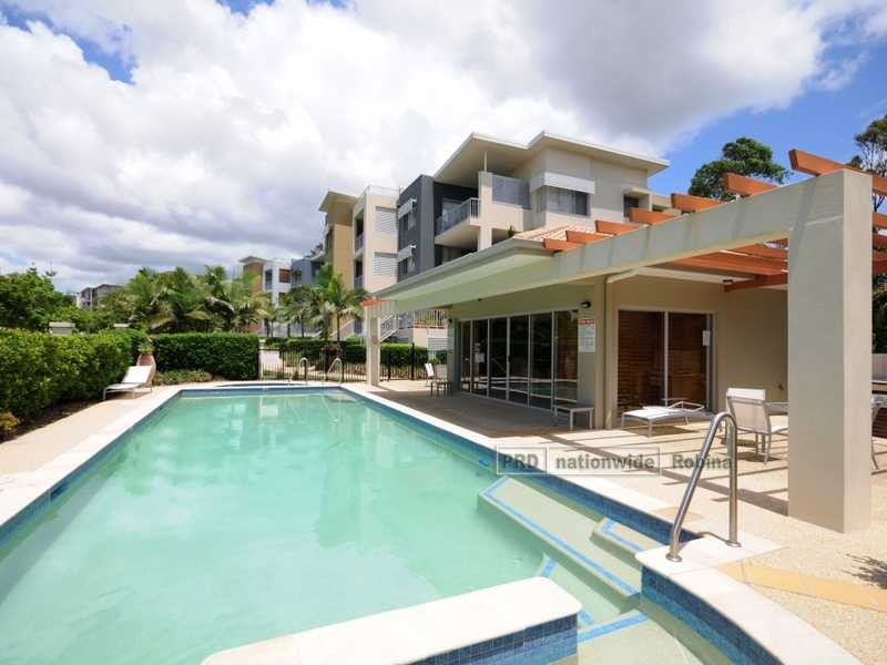 Unit 8/64 Riverwalk Avenue, Robina QLD 4226