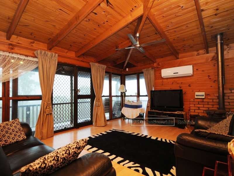 131 Hinkler Drive, Worongary QLD 4213