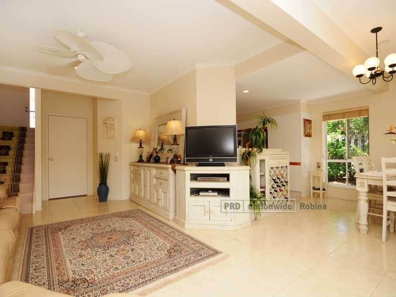 Unit 1/31 Dandenong Terrace, Robina QLD 4226