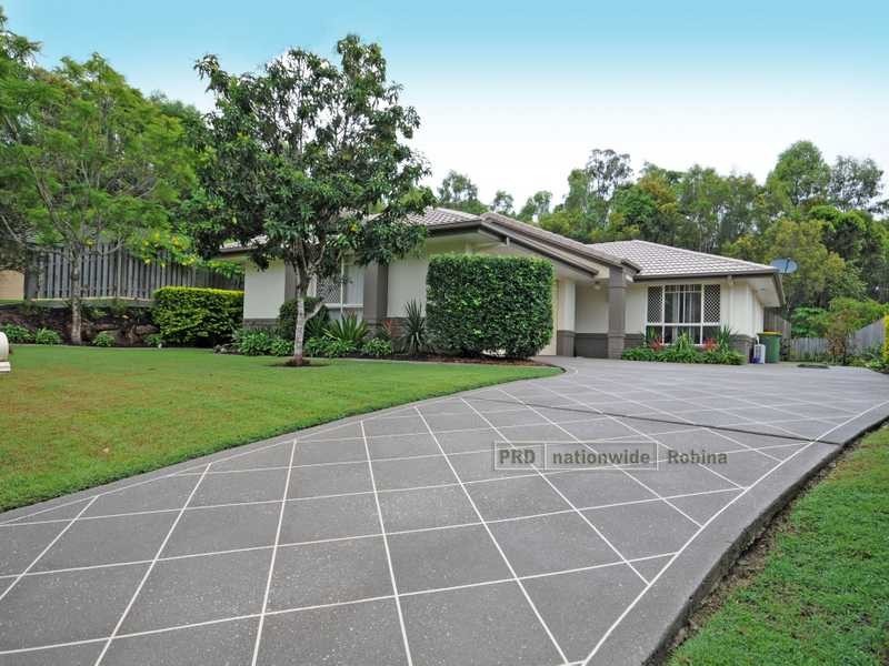 4 Madeline Street, Mudgeeraba QLD 4213