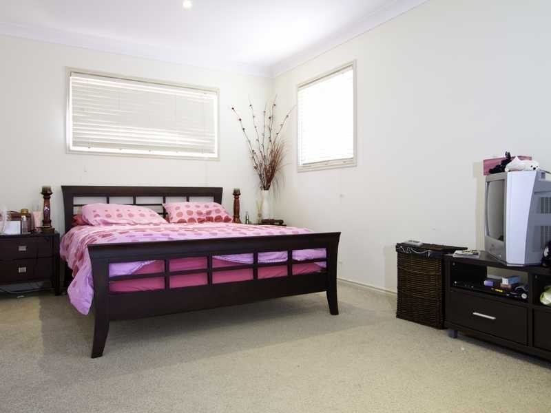18 Royal Woods Drive, Robina QLD 4226