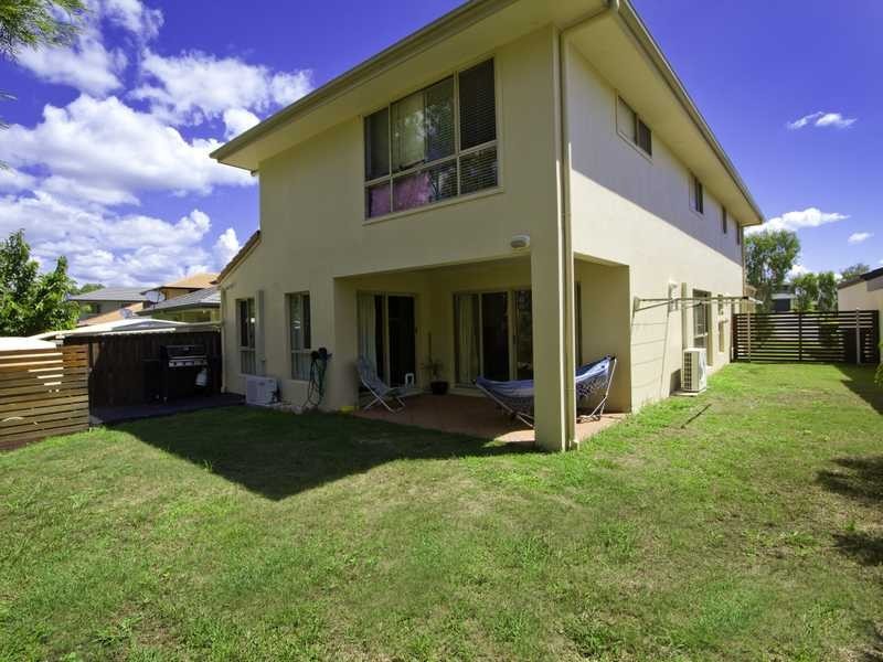 18 Royal Woods Drive, Robina QLD 4226