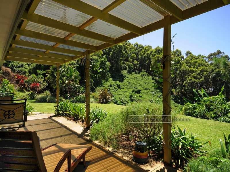 43 Plaza Street, Tallebudgera Valley QLD 4228