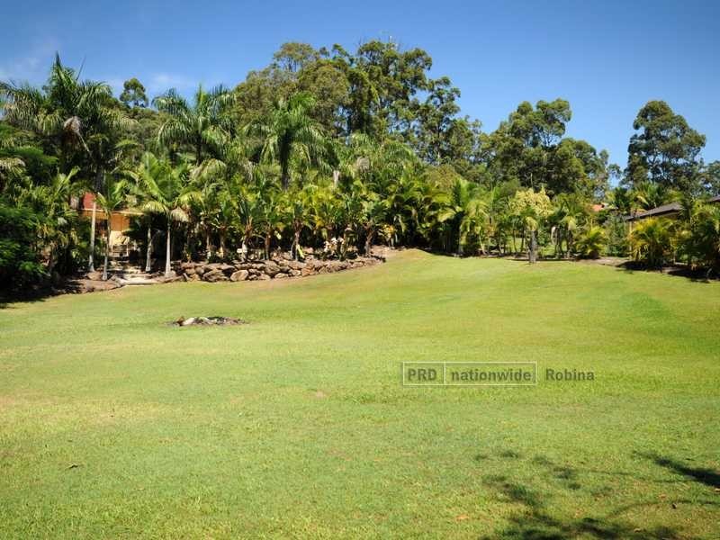 1 Basswood Court, Bonogin QLD 4213