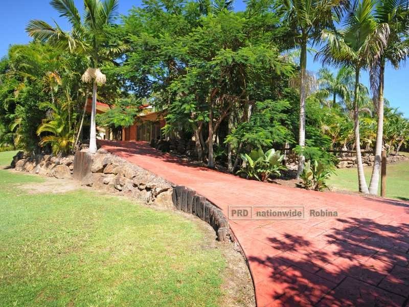 1 Basswood Court, Bonogin QLD 4213