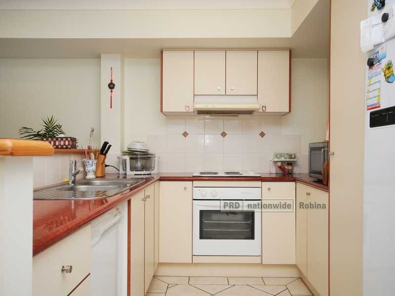 Unit 4/323 Christine Avenue, Varsity Lakes QLD 4227