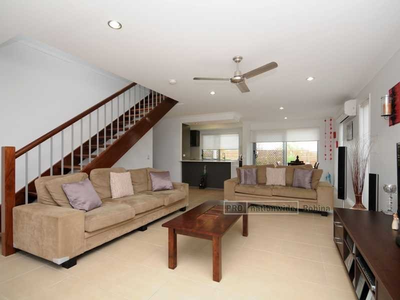 10 Valencia Boulevard, Burleigh Waters QLD 4220