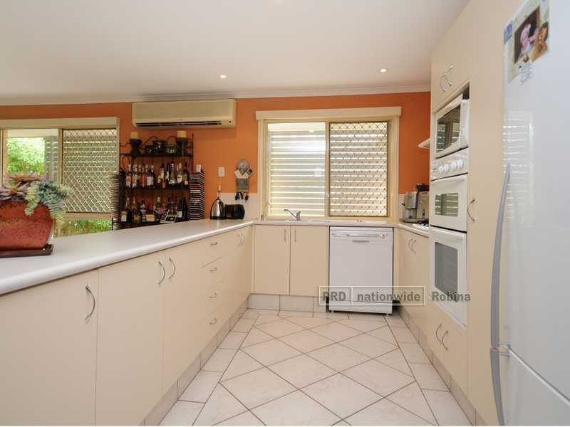 3 Parkside Circuit, Robina QLD 4226